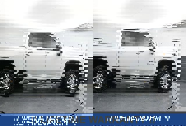 Used 2024 Chevrolet Silverado 2500 LTZ image 13