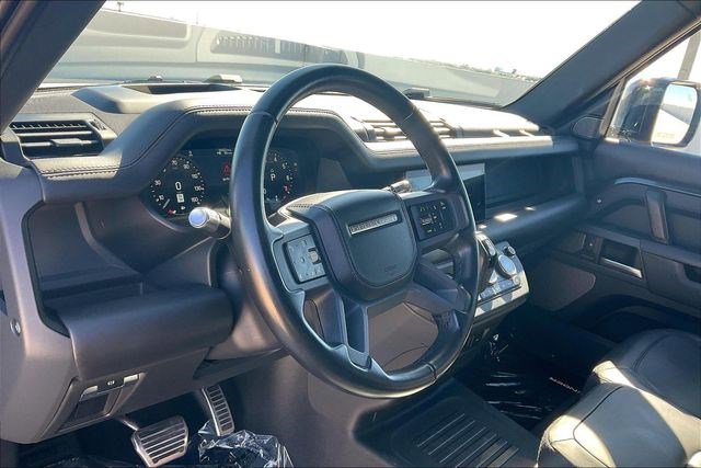 Used 2022 Land Rover Defender 110 X image 16