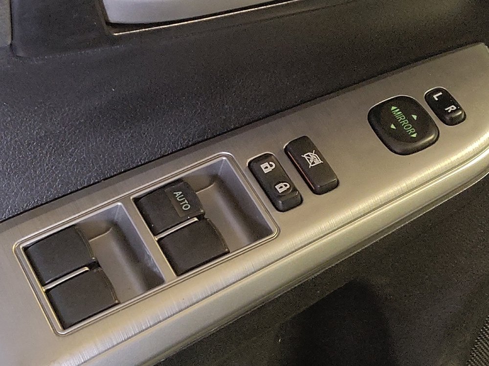 Used 2014 Toyota Camry SE image 27