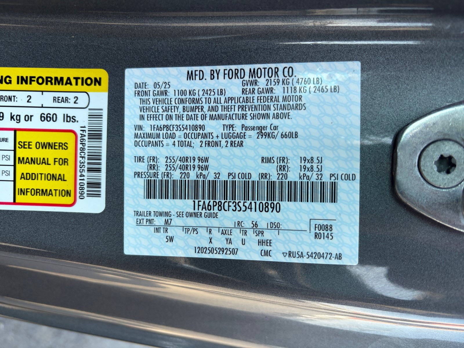 Used 2025 Ford Mustang GT Premium RWD image 32