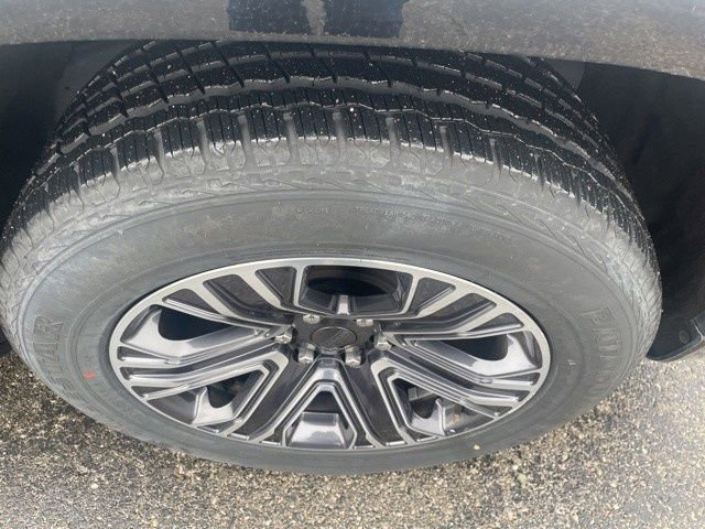 Used 2023 Jeep Wagoneer L Series II image 18