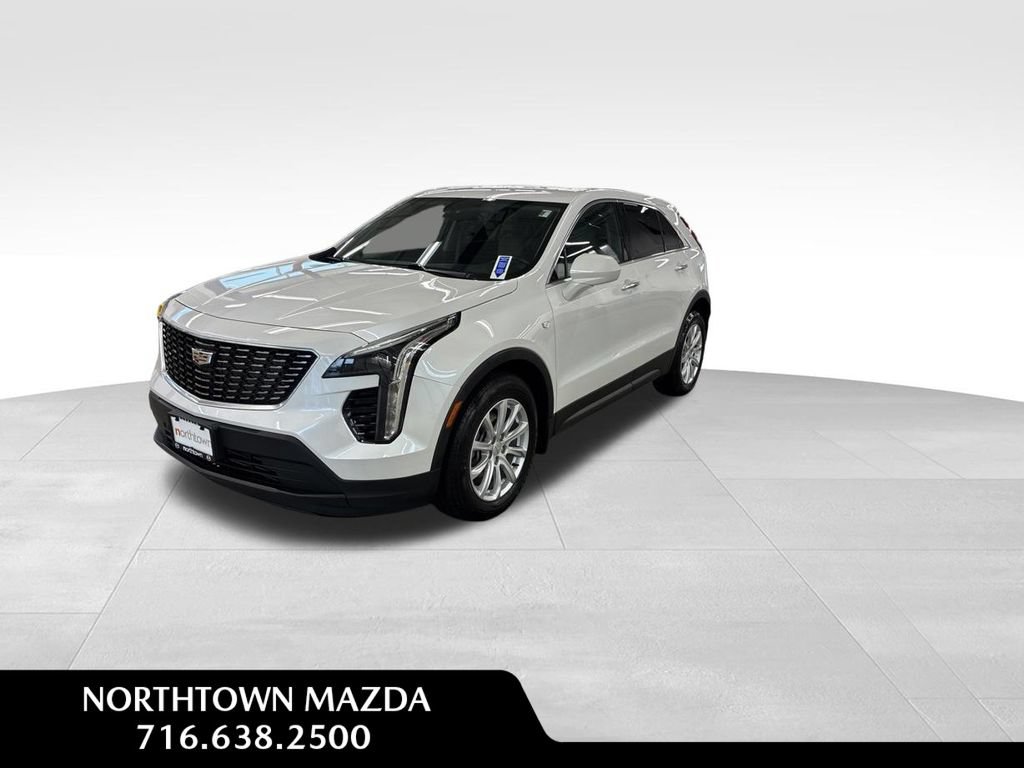 Used 2022 Cadillac XT4 Luxury w/ Cold Weather Package AWD/4WD video 1