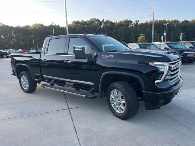 Used 2024 Chevrolet Silverado 2500 High Country w/ Z71 Off-Road Package image 13