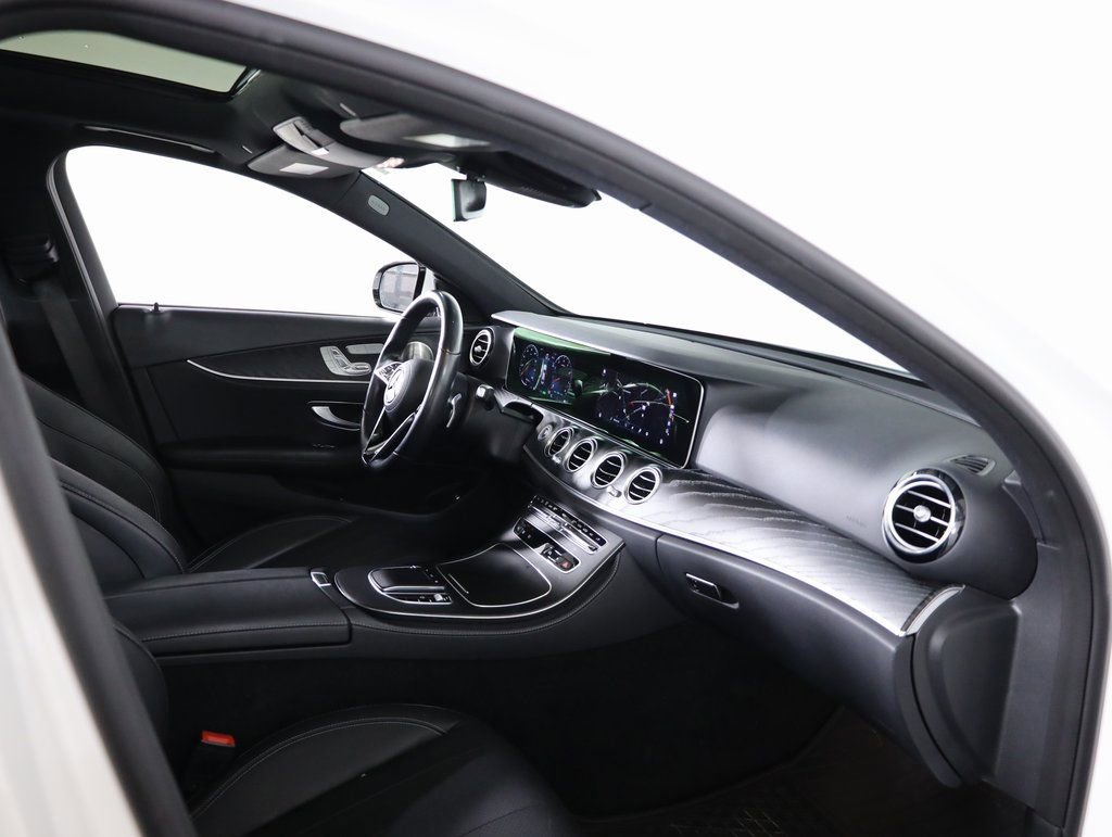 Certified 2022 Mercedes-Benz E 450 4MATIC Sedan image 46