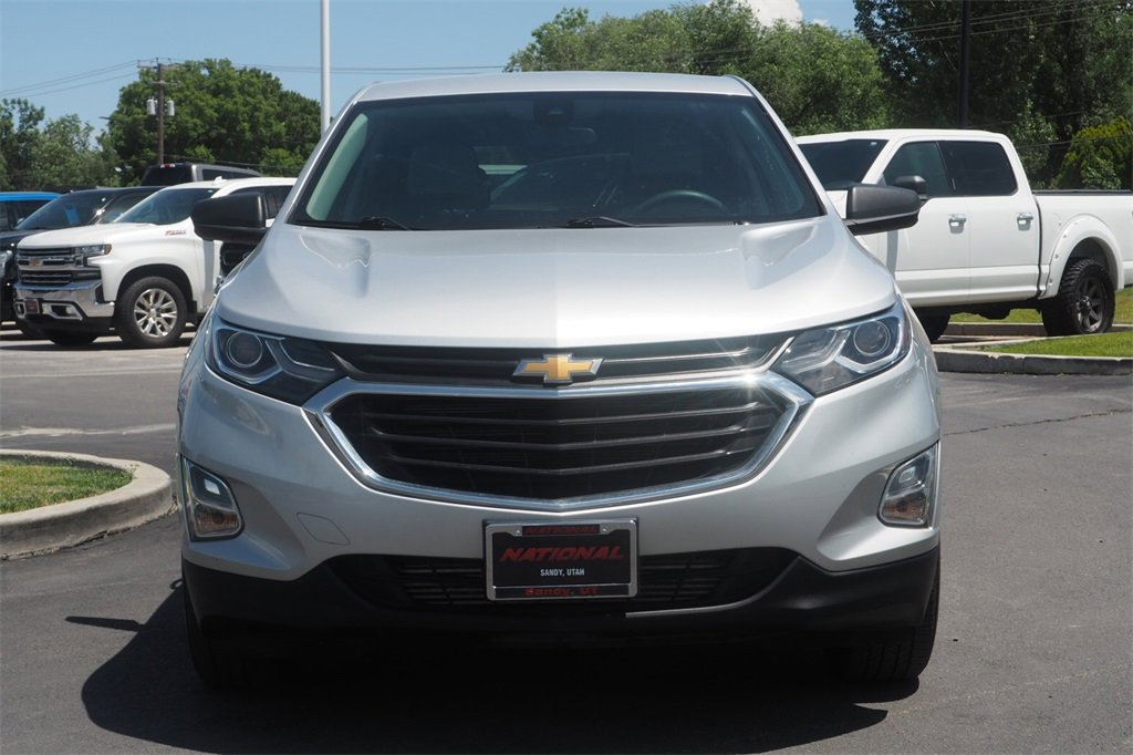 Used 2021 Chevrolet Equinox LS w/ LS Convenience Package image 2