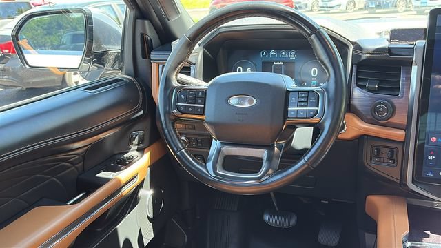 Used 2022 Ford Expedition Platinum AWD/4WD image 27