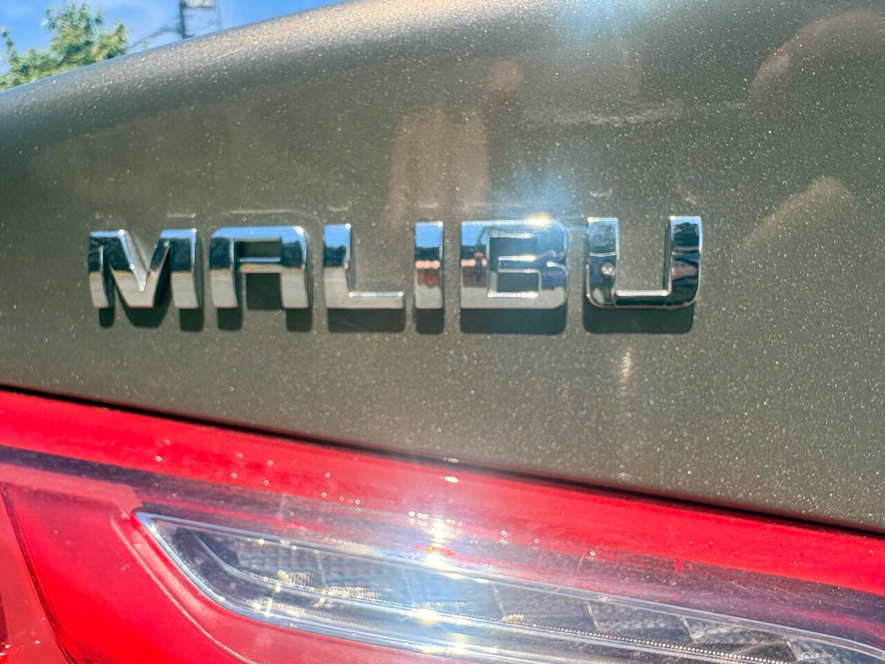 Used 2020 Chevrolet Malibu LT FWD image 27