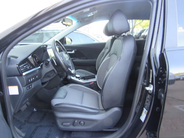 Used 2022 Kia Niro EX image 15