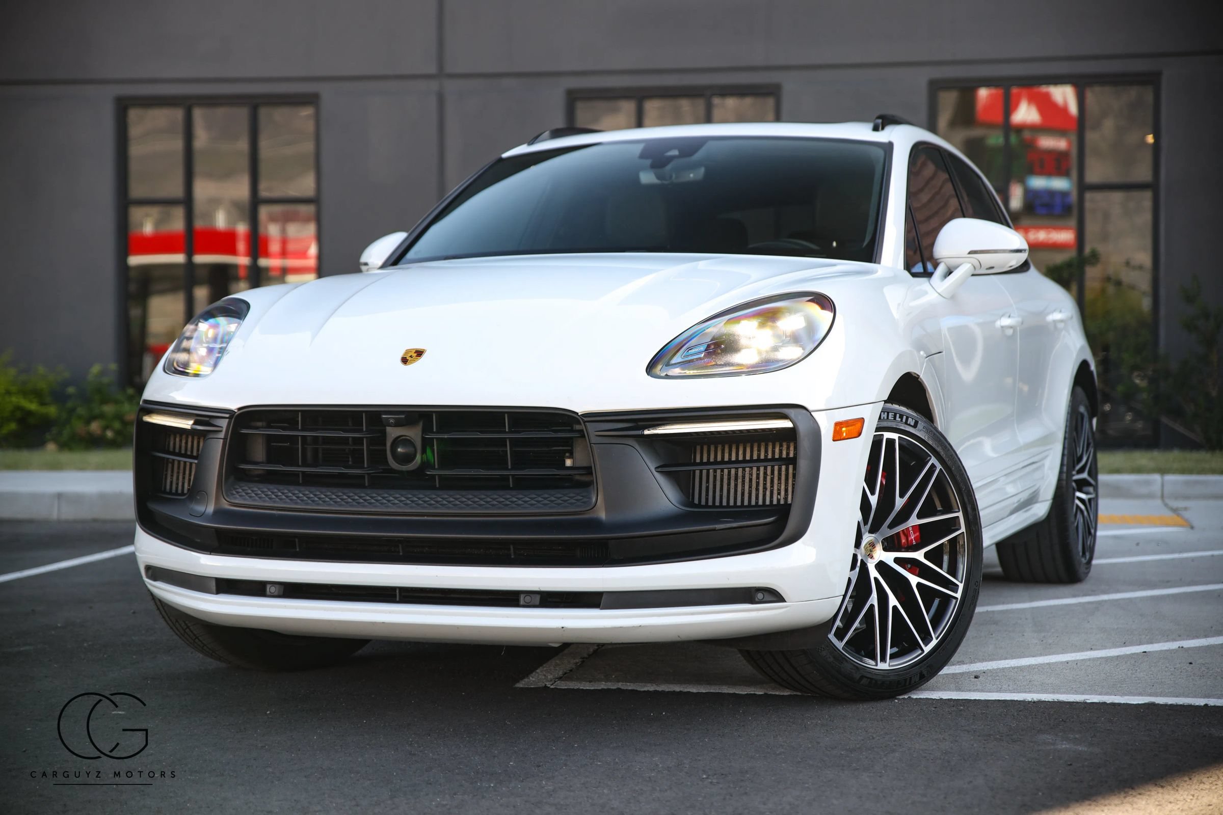 Used 2023 Porsche Macan GTS w/ Premium Package Plus AWD/4WD image 2