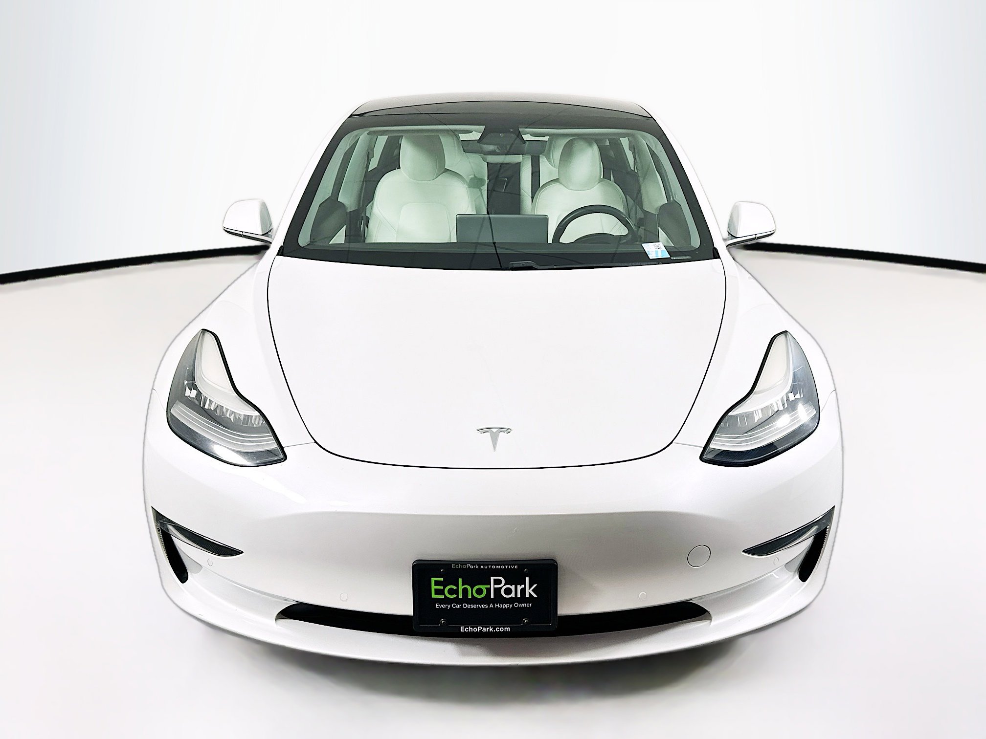 Used 2020 Tesla Model 3 Standard Range Plus image 2