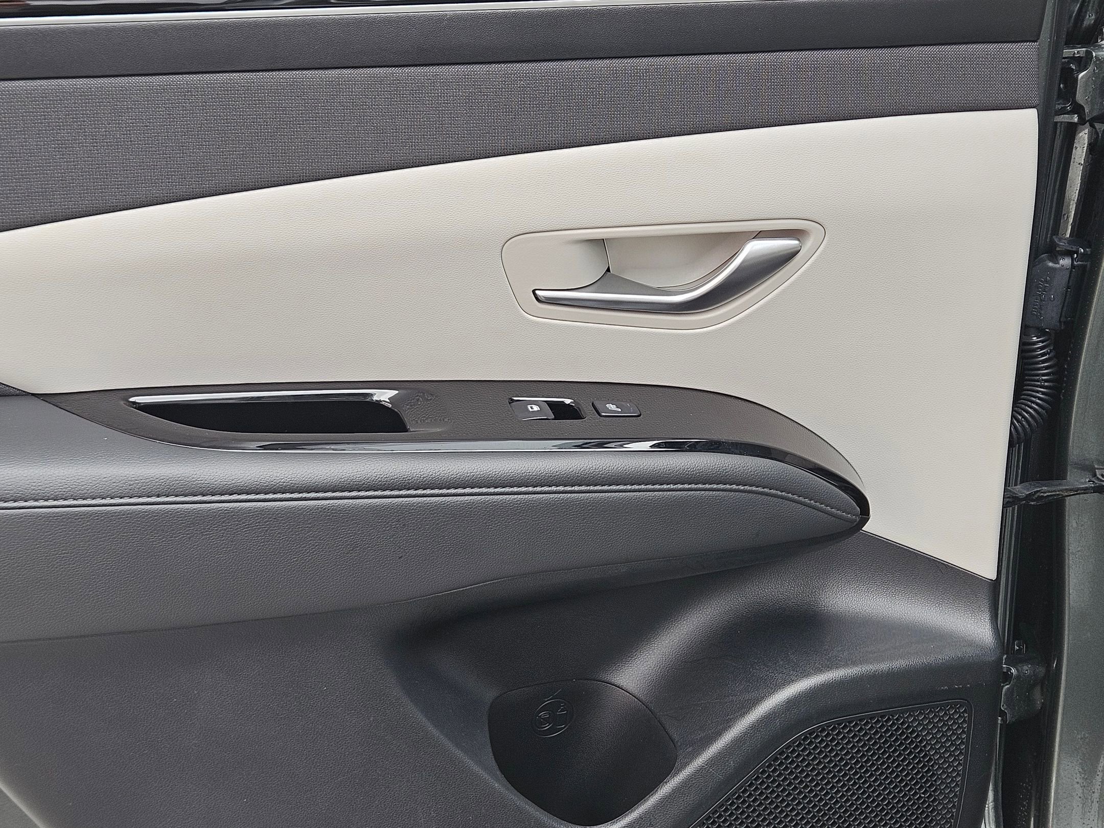 Used 2022 Hyundai Tucson Limited image 23