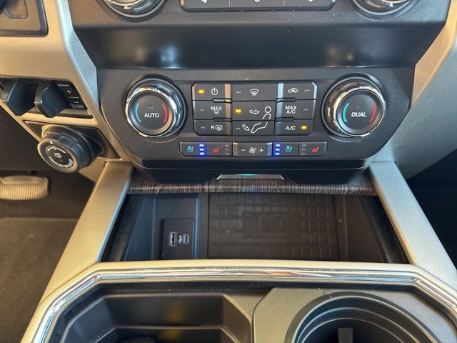 Used 2020 Ford F250 Lariat w/ Lariat Ultimate Package image 19