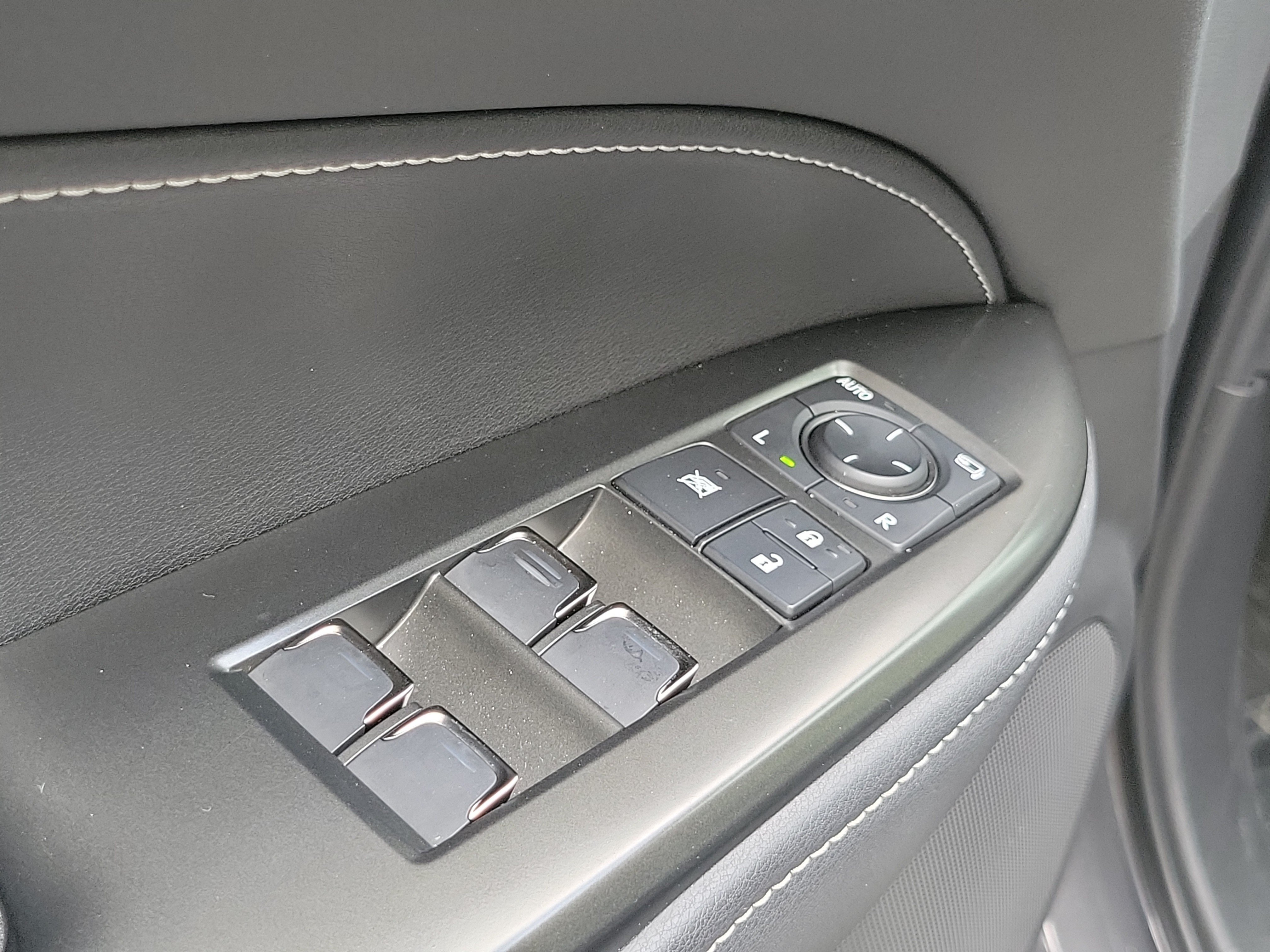 Used 2024 Lexus NX 250 FWD w/ Towing Package (2000 Lbs) image 20