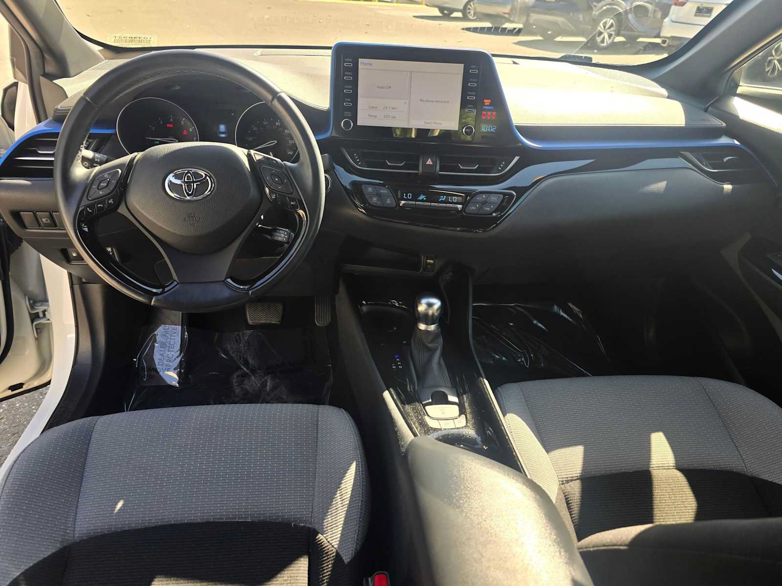 Used 2019 Toyota C-HR XLE FWD image 18