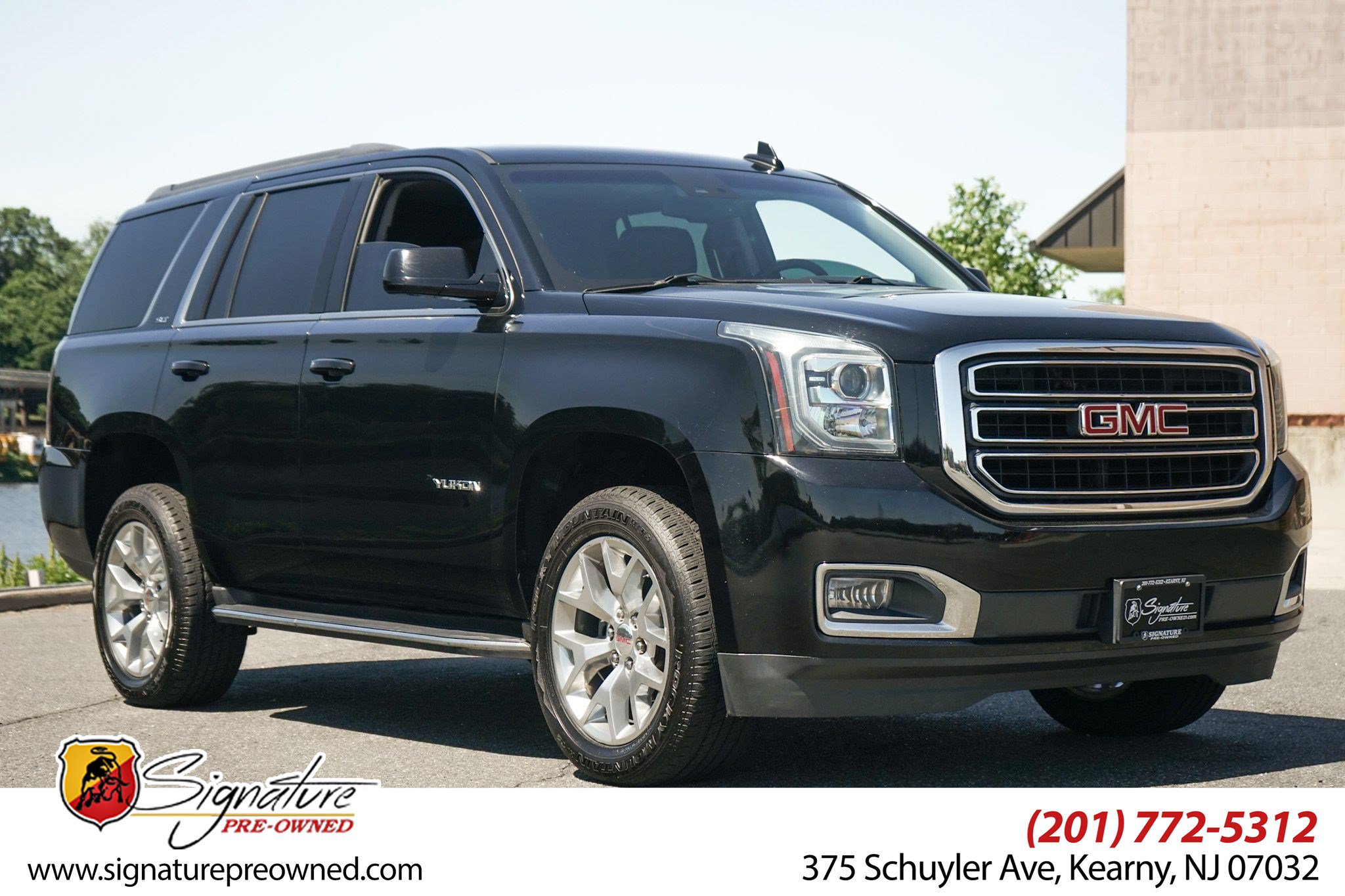 Used 2019 GMC Yukon SLT w/ Open Road Package AWD/4WD image 1