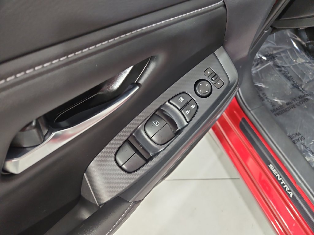 Used 2025 Nissan Sentra SV w/ All-Weather Package FWD image 12