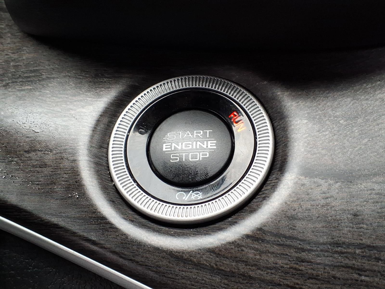 Certified 2023 Jeep Grand Cherokee 4WD 4xe w/ Luxury Tech Group II image 21