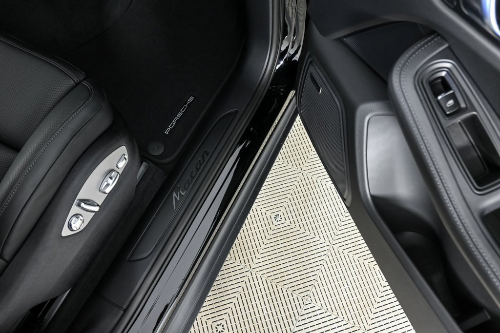 New 2026 Porsche Macan image 26