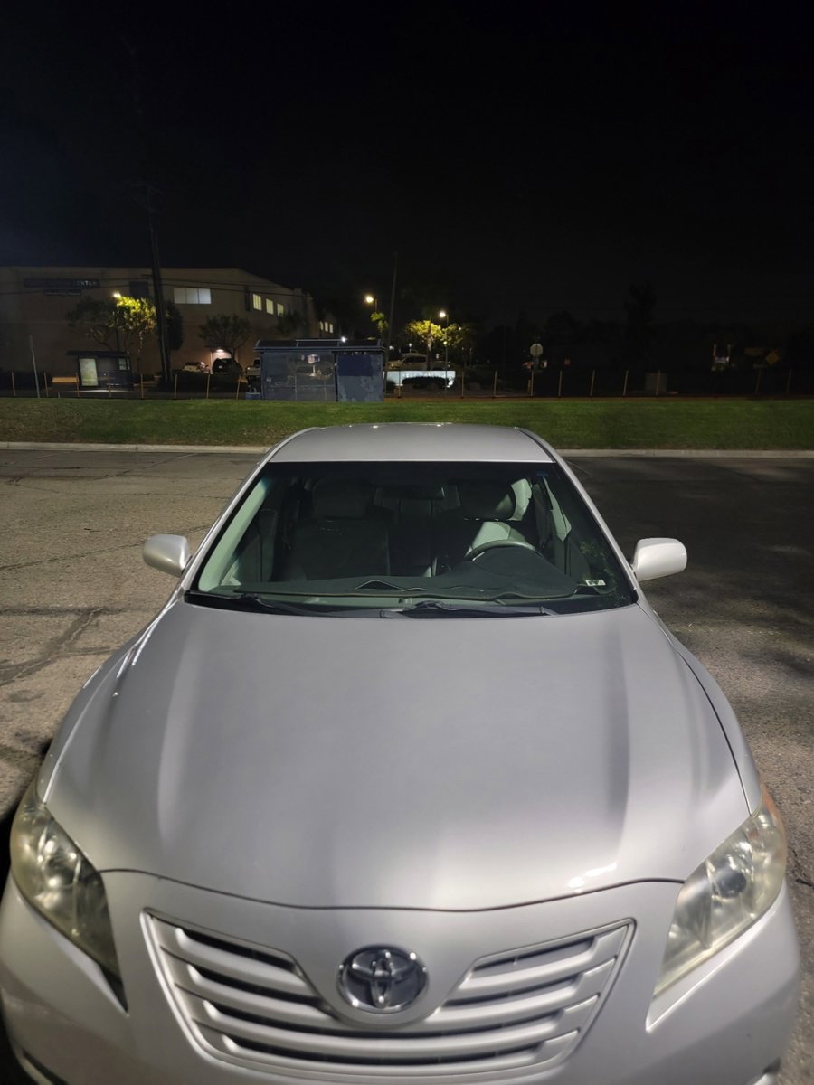 Used 2009 Toyota Camry SE image 1