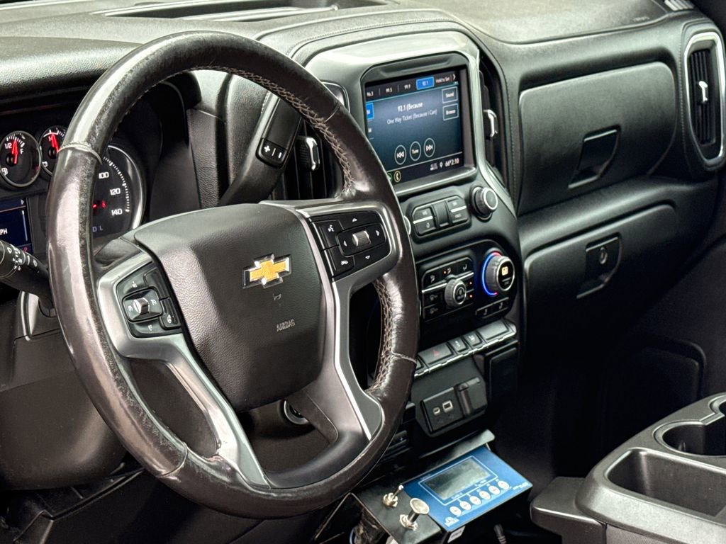 Used 2023 Chevrolet Silverado 3500 LT w/ Convenience Package AWD/4WD image 18