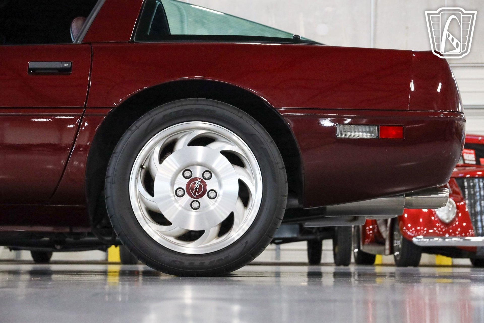 Used 1993 Chevrolet Corvette Coupe RWD image 32