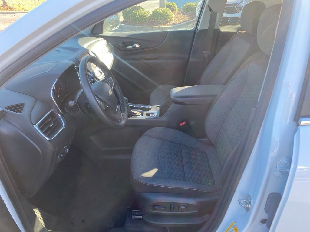 Used 2023 Chevrolet Equinox LT image 19