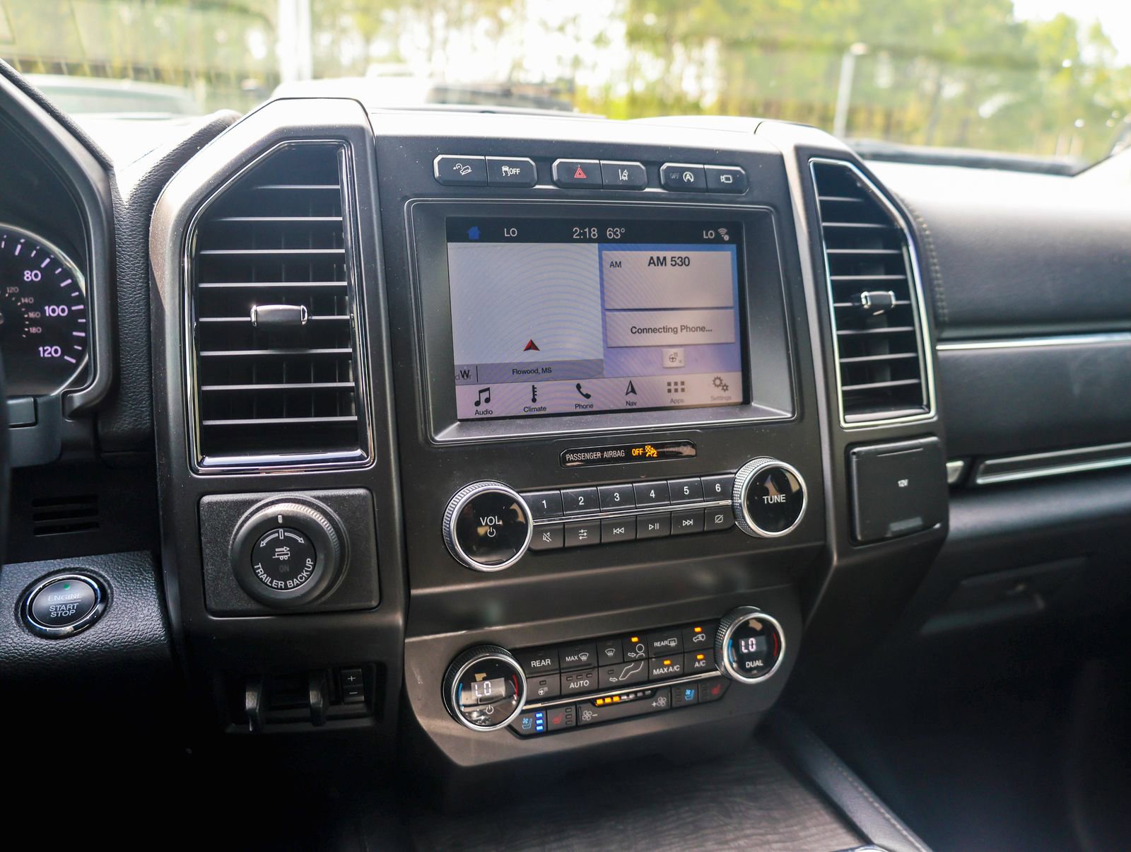 Used 2019 Ford Expedition Limited w/ Equipment Group 302A image 19