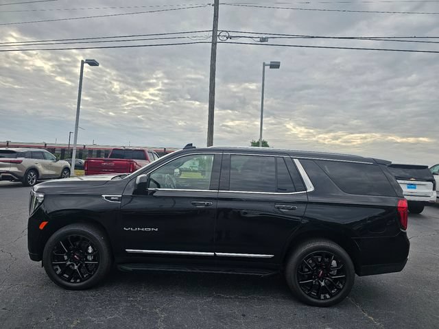 Used 2023 GMC Yukon SLT RWD image 5