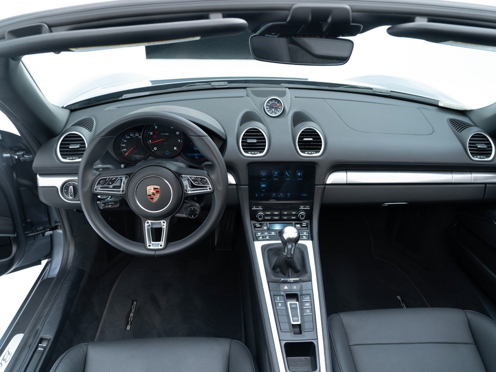 Certified 2025 Porsche 718 Boxster image 29