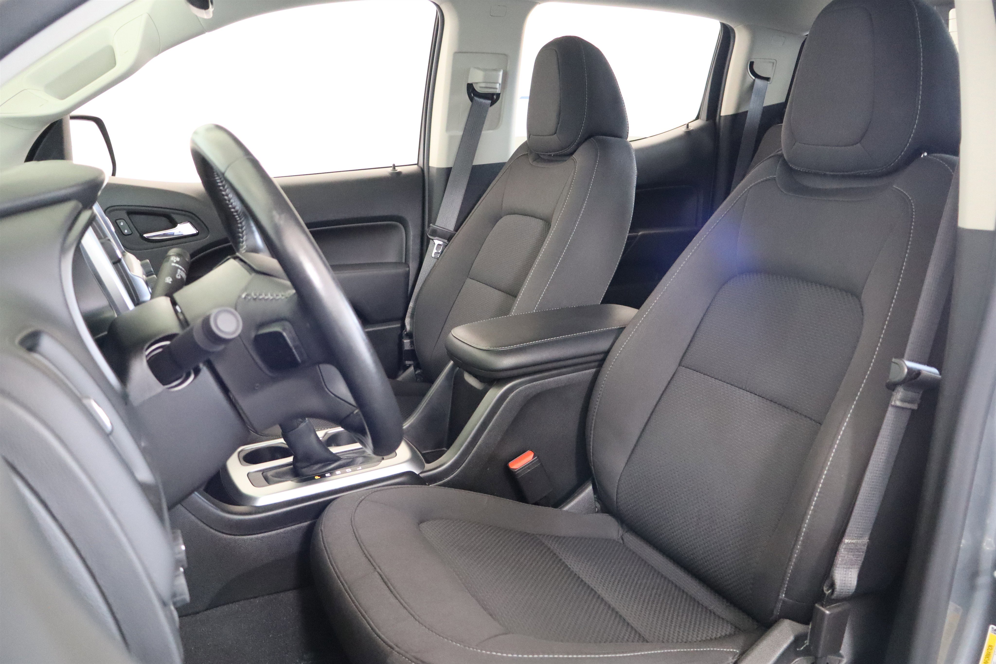 Used 2022 Chevrolet Colorado LT w/ LT Convenience Package image 22