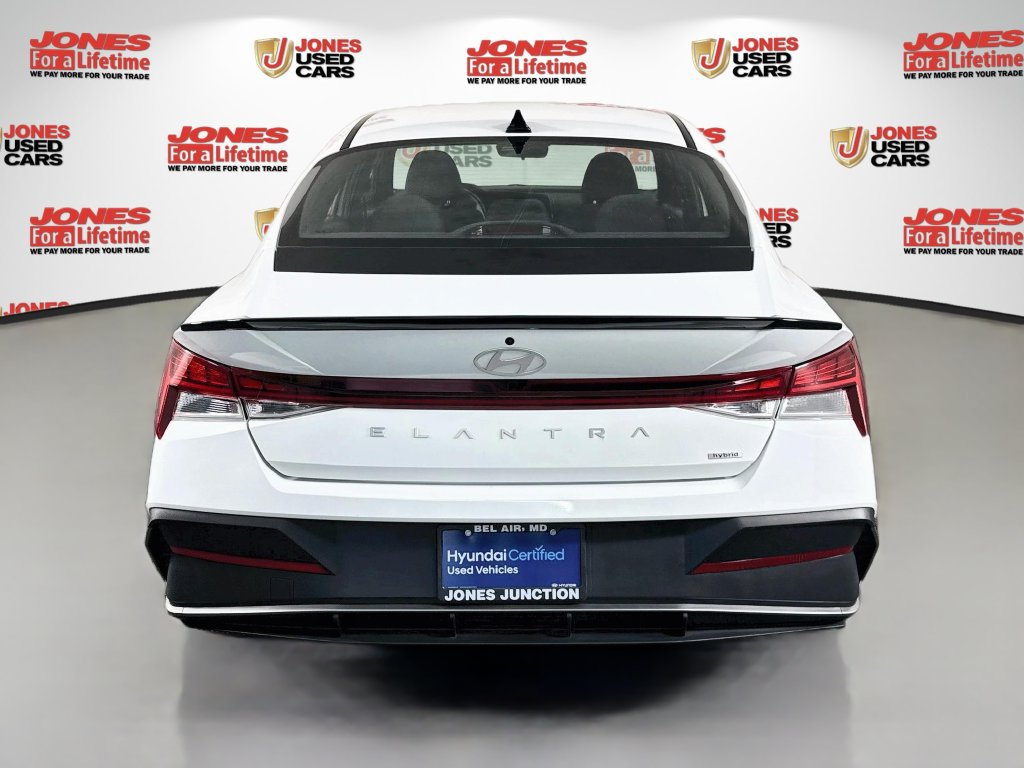 Certified 2025 Hyundai Elantra SEL FWD image 15