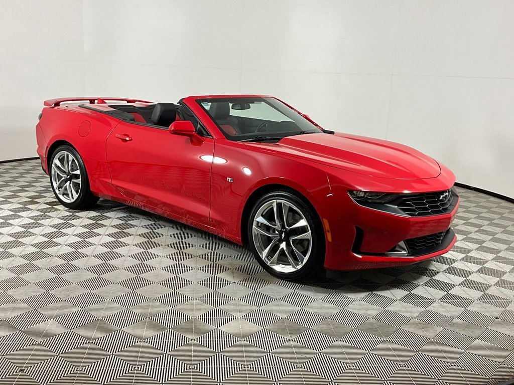 Used 2022 Chevrolet Camaro LT w/ RS Package image 9