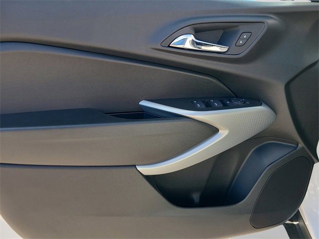 New 2026 Chevrolet Trax RS image 19