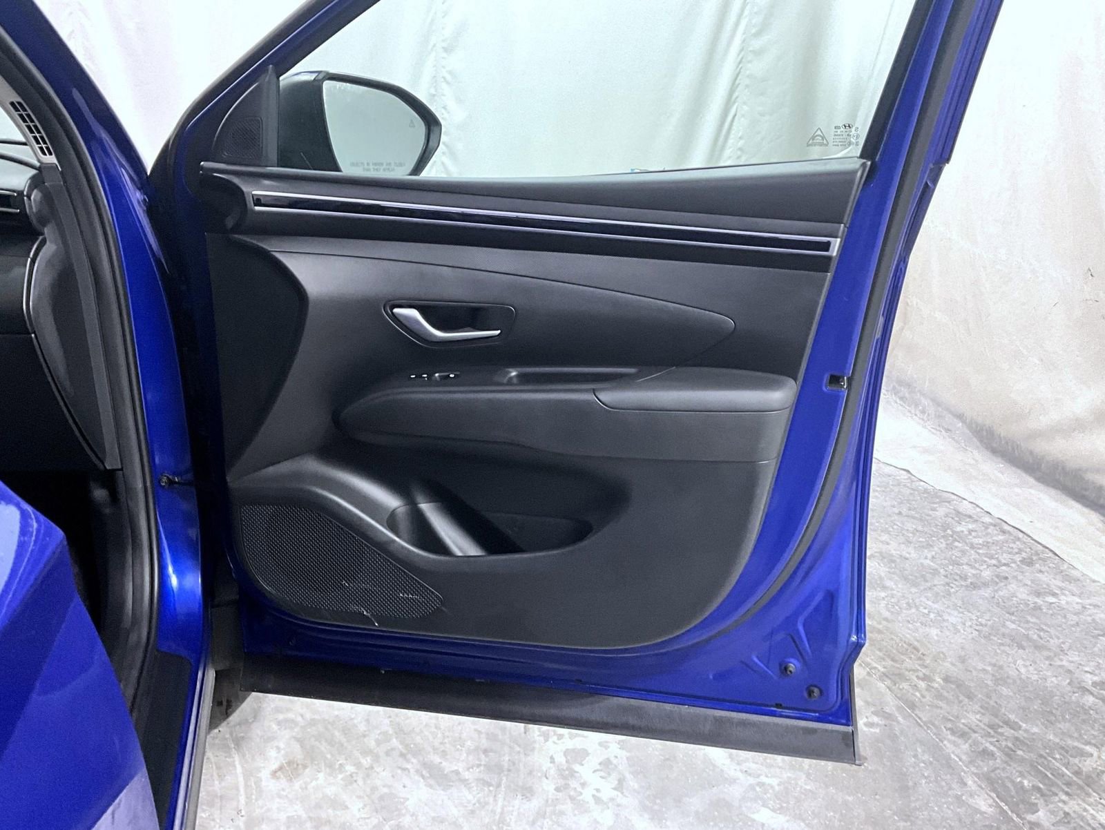 Certified 2023 Hyundai Tucson SEL AWD/4WD image 16