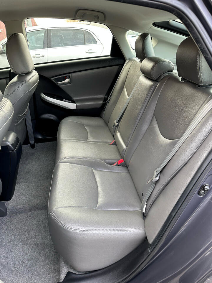 Used 2014 Toyota Prius Prime Plug-In Hybrid image 5