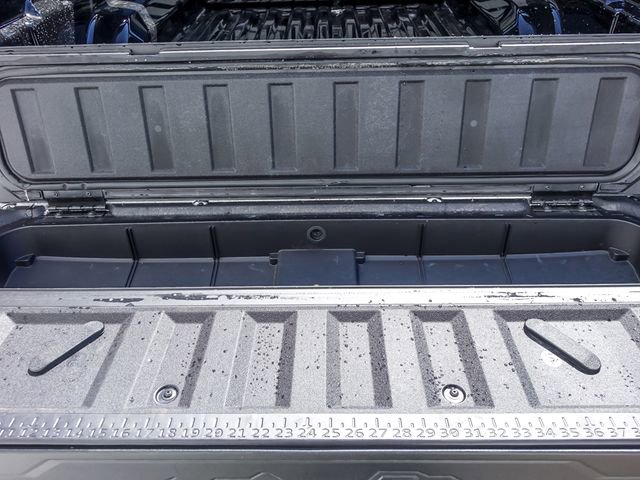 New 2026 Chevrolet Colorado Trail Boss w/ Midnight Edition image 9