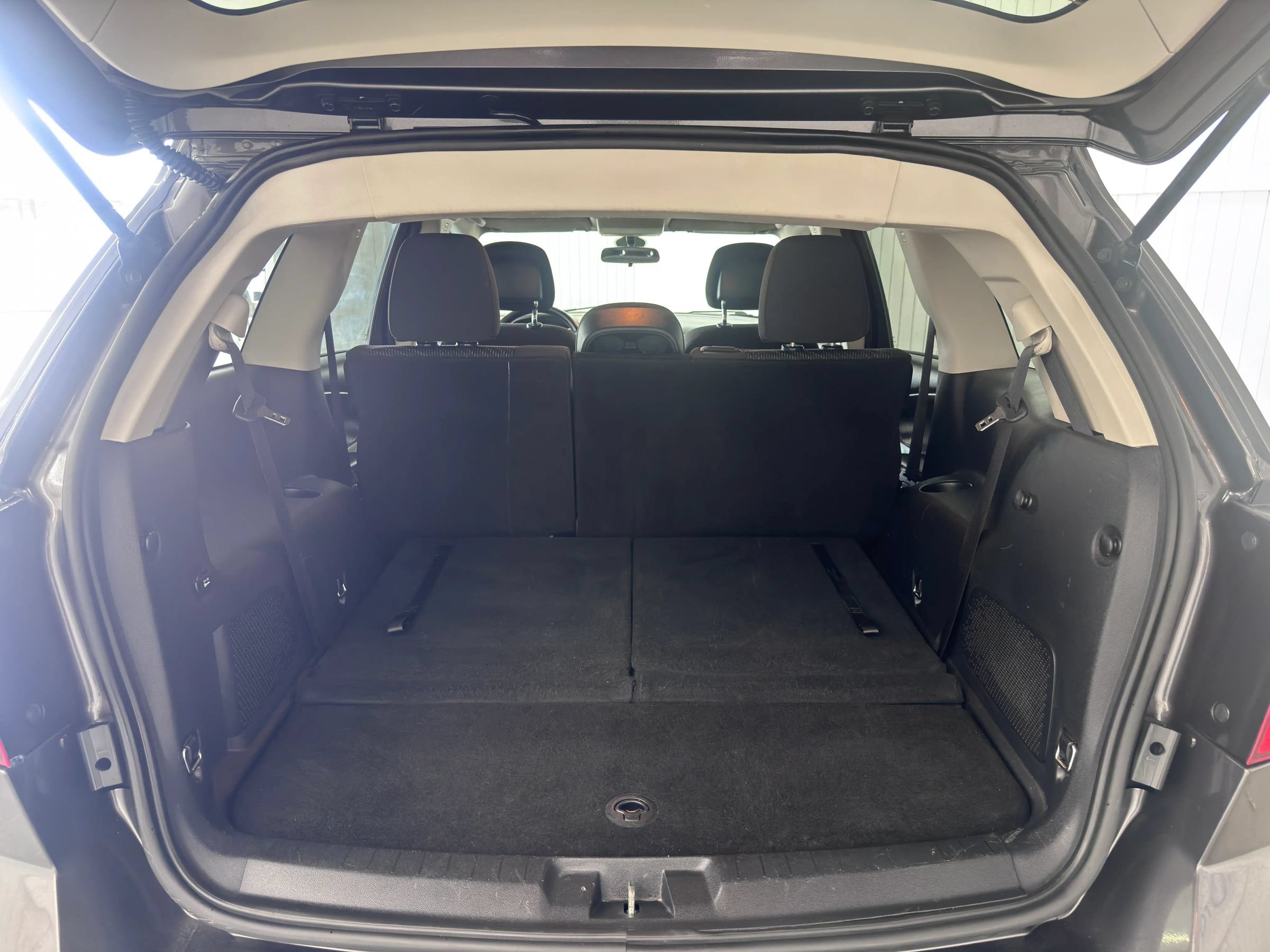 Used 2018 Dodge Journey SE w/ Popular Equipment Group FWD image 14
