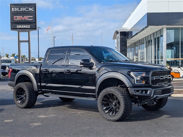 Used 2018 Ford F150 Raptor w/ Equipment Group 802A Luxury image 2