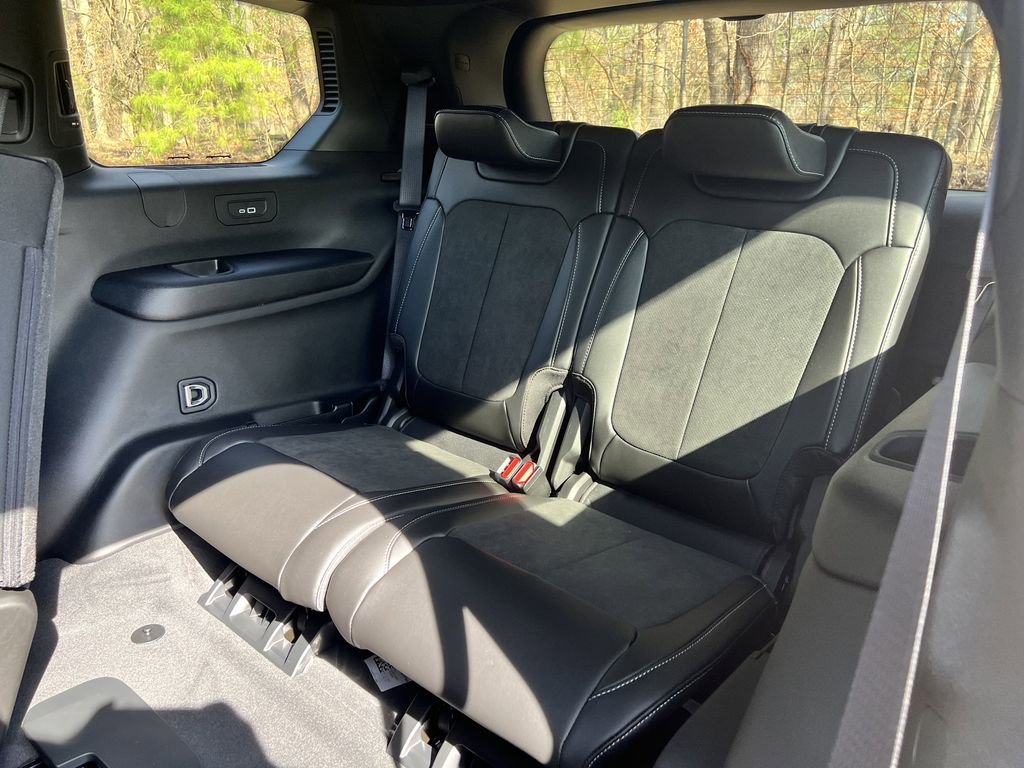 New 2026 Jeep Grand Cherokee L 4WD image 17