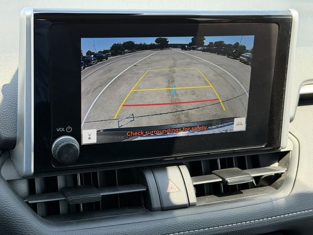 Certified 2025 Toyota RAV4 XLE AWD/4WD image 17