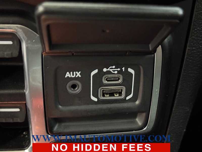 Used 2021 Jeep Gladiator Sport AWD/4WD image 41