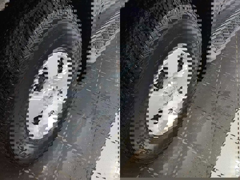 Used 2006 Nissan Pathfinder SE w/ (P01) Se Premium Pkg image 38