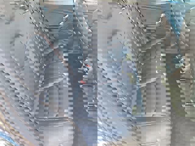 Used 2018 Tesla Model 3 Long Range image 21