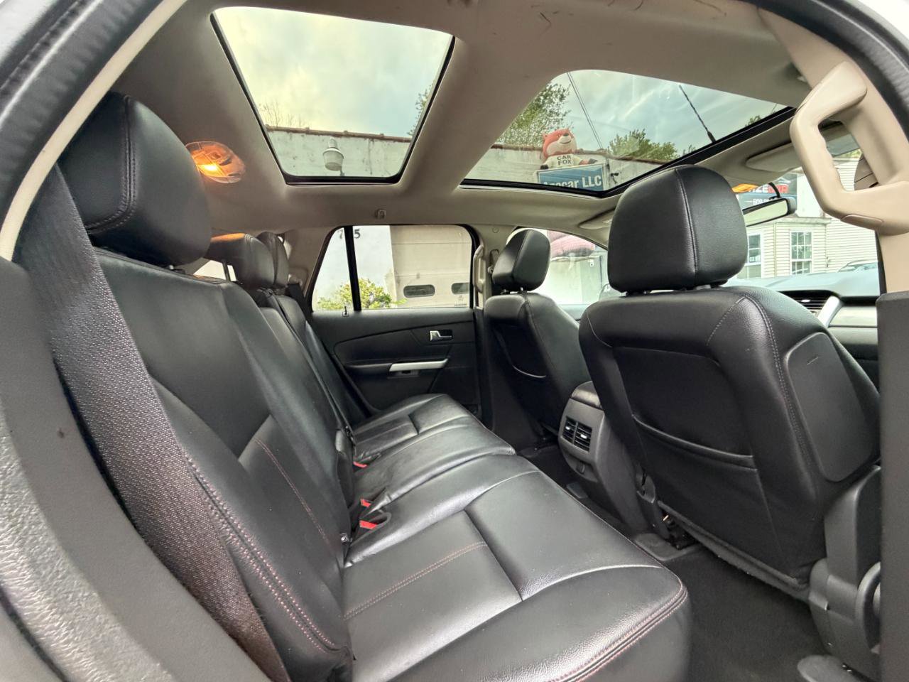 Used 2014 Ford Edge SEL w/ Equipment Group 205A AWD/4WD image 30