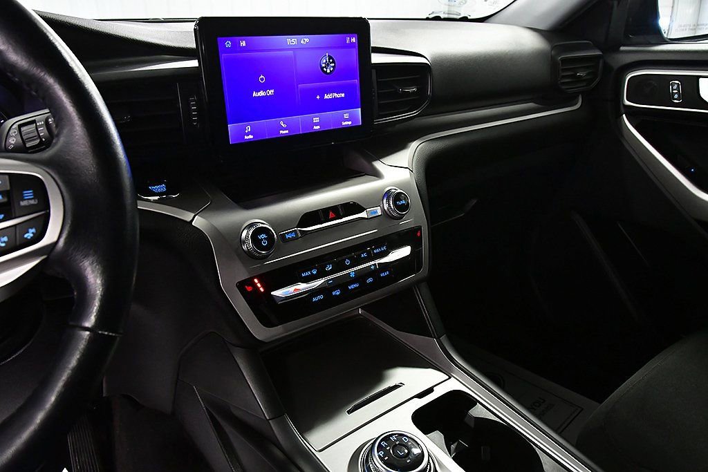 Used 2023 Ford Explorer XLT image 22