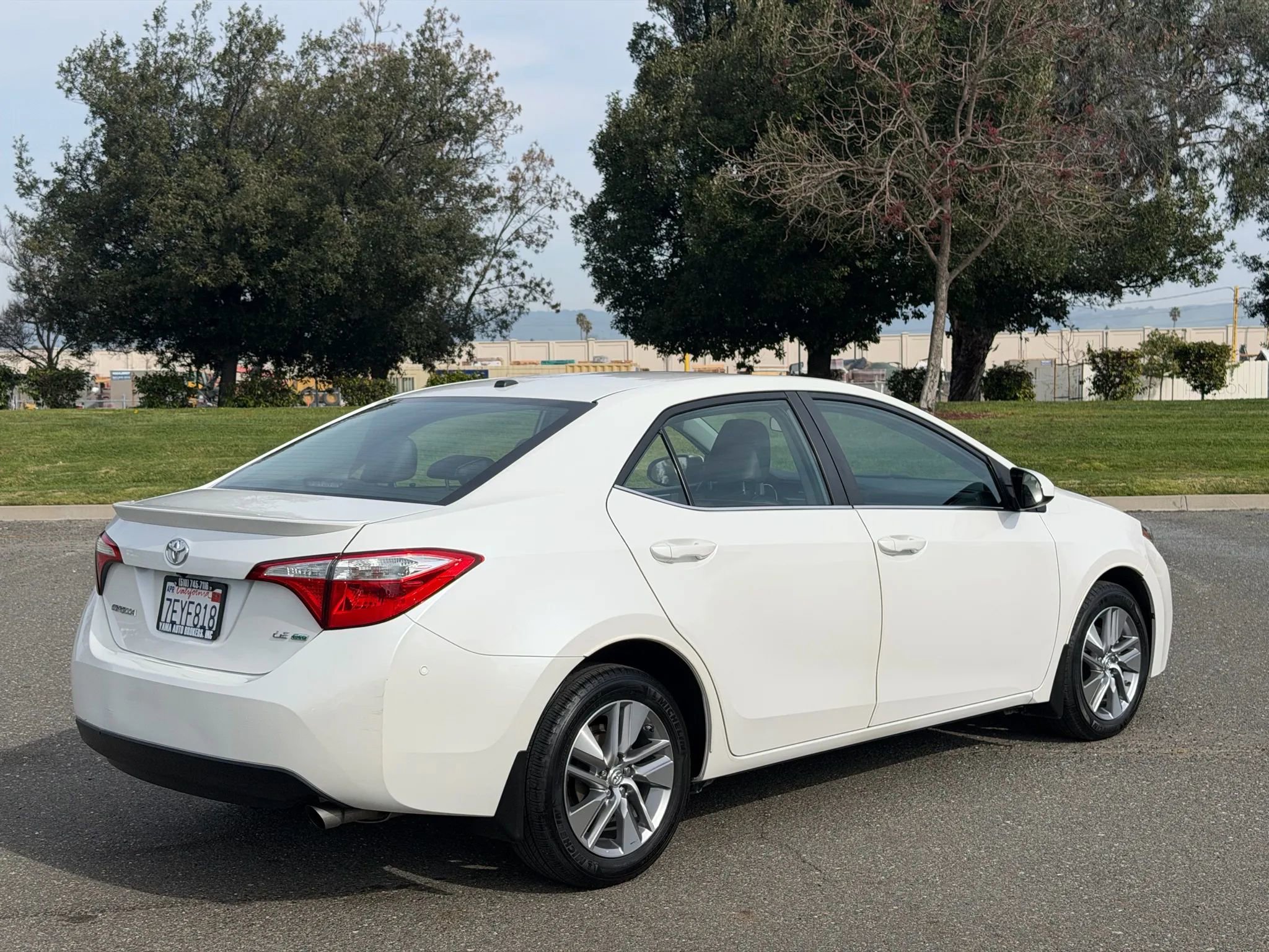 Used 2014 Toyota Corolla LE Premium image 5