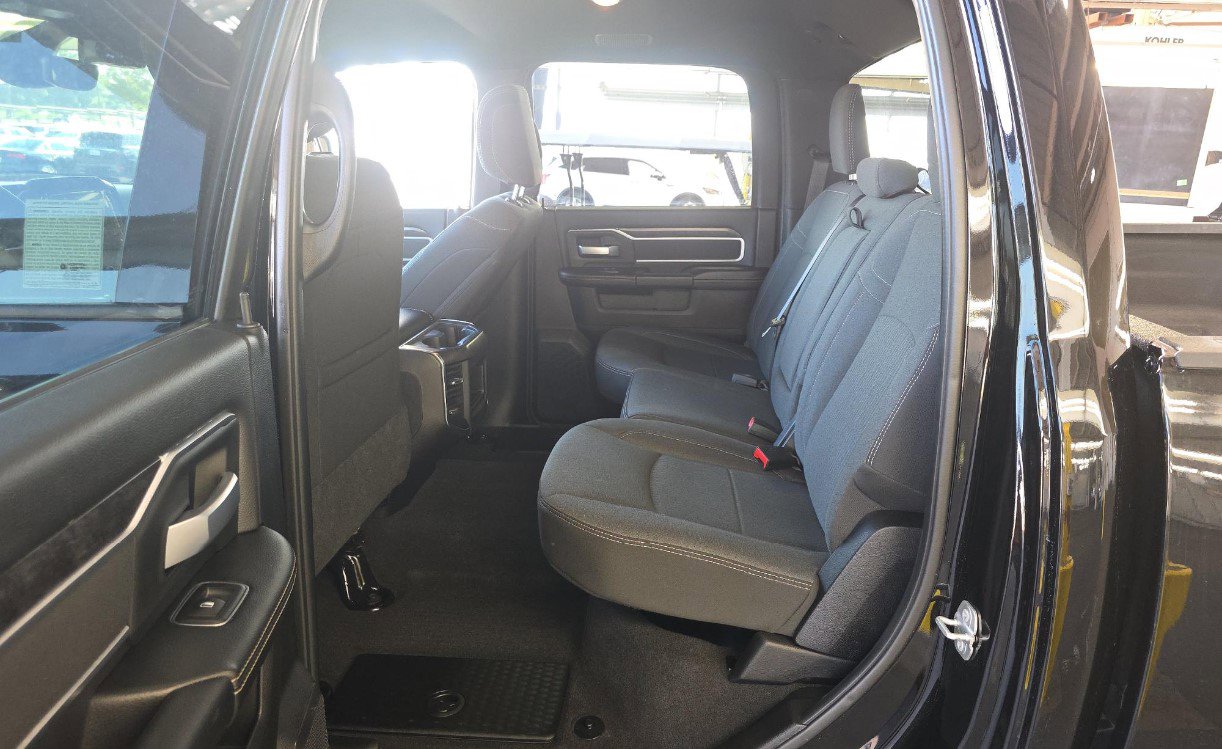 Used 2024 RAM 2500 Big Horn w/ Night Edition image 10
