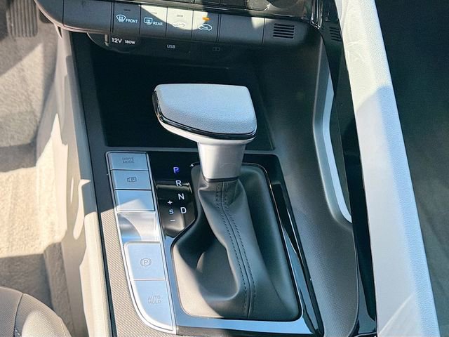 New 2026 Hyundai Elantra Blue image 16