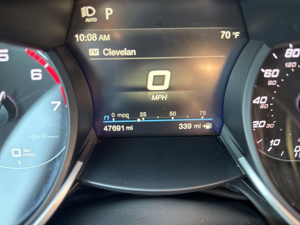 Used 2022 Alfa Romeo Stelvio Veloce image 36