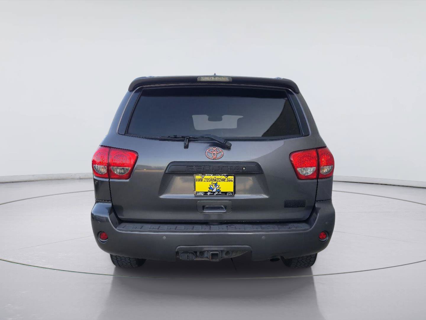 Used 2015 Toyota Sequoia Limited RWD image 4